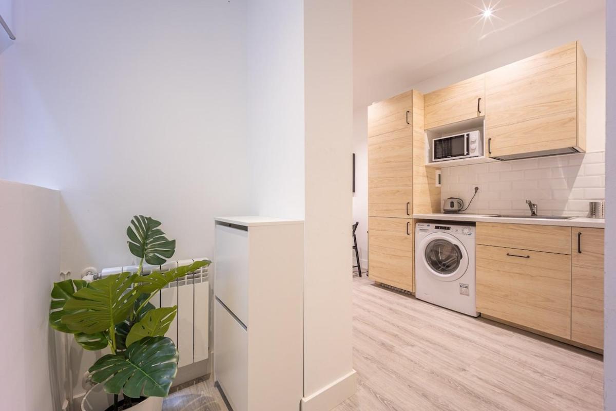 Encantador Apartamento En Atocha Apartment Мадрид Екстериор снимка